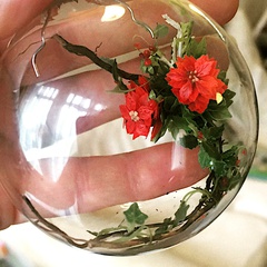 Image of <b> NEW:</b> Glass Xmas Poinsettia